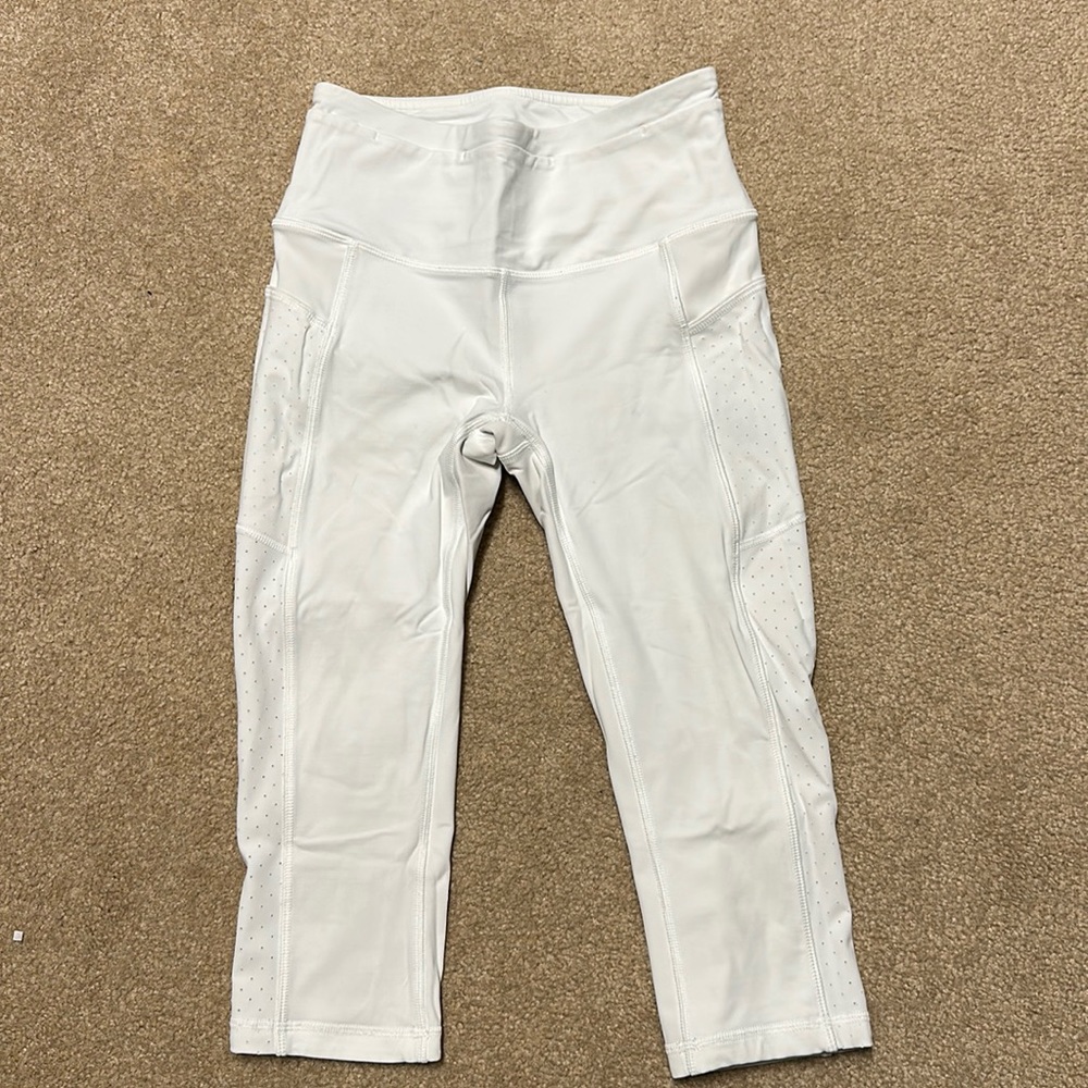 White Cropped Lululemon Leggings
